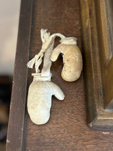 Load image into Gallery viewer, Vintage NY Souvenir Leather Mini Boxing Gloves
