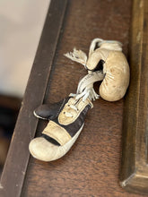 Load image into Gallery viewer, Vintage NY Souvenir Leather Mini Boxing Gloves
