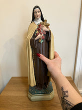 Load image into Gallery viewer, Vintage 1940s St Theresa 17.5&quot; Chalkware Statue Saint Therese Nun
