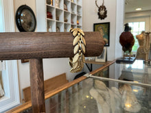 Load image into Gallery viewer, Vintage Signed Crown Trifari Gold Tone Leaf Link Bracelet 6.5" Midcentury
