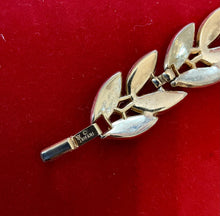 Load image into Gallery viewer, Vintage Signed Crown Trifari Gold Tone Leaf Link Bracelet 6.5" Midcentury

