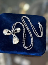 Load image into Gallery viewer, Vintage ORB Otto Robert Bade Sterling Silver Mod Abstract Petal Pendant Necklace
