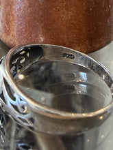 Load image into Gallery viewer, Vintage Sterling Silver Dome Filigree Openwork Band Ring US 8
