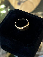 Load image into Gallery viewer, Vintage 14k Yellow Gold Engraved Monogrammed RR Initials Signet Ring US 5 1/2
