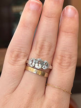 Load image into Gallery viewer, Vintage 14k White Gold Faceted Aquamarine &amp; Diamond Ring US Size 7 1/2
