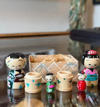 Load image into Gallery viewer, Vintage Japanese Wood Kokeshi Nesting Dolls Mini Handpainted Family Original Box

