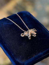 Load image into Gallery viewer, Vintage Solid Sterling Silver Elephant Pendant Necklace 16"

