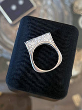 Load image into Gallery viewer, Sterling Silver Clear Rhinestone Pave Split Shank Dome Ring US 7.5
