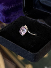Load image into Gallery viewer, Sterling Silver Faceted Lilac Lavender Glass Stone Solitaire Ring US 7.25
