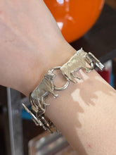 Load image into Gallery viewer, Vintage Mid Century Silver Tone Cattle Bulls Chain Link Bracelet 7" Livestock
