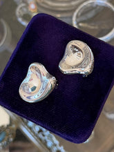 Load image into Gallery viewer, Vintage Tiffany &amp; Co. Elsa Peretti Spain Sterling Silver Full Heart Clip-on Earrings
