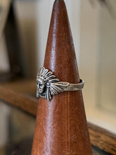Load image into Gallery viewer, Vintage Sterling Silver Native American Indian Chief Headdress Ring US 8
