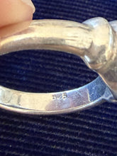 Load image into Gallery viewer, Vintage 1990s Sterling Silver Lapis Lazuli Flush Gypsy Set Ring US 8.5

