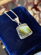 Load image into Gallery viewer, Vintage Sterling Silver Abalone Shell Pendant Necklace 18" Box Chain
