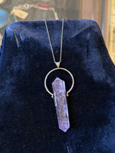 Load image into Gallery viewer, Vintage Sterling Silver Doubled Point Faceted Amethyst Spinner Pendant Necklace
