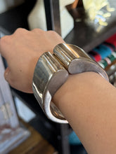 Load image into Gallery viewer, Vintage TO-34 Dulce Taxco Mexico 950 Silver Chunky Modernist Clamper Bracelet

