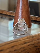 Load image into Gallery viewer, Vintage Sterling Silver Moonstone Cabochon Feather Leaf Motif Ring US 8.25
