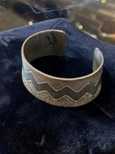 Load image into Gallery viewer, Artisan Signed JJC Jared Chavez Sterling Silver Textured Zig Zag Cuff Bracelet
