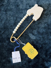 Load image into Gallery viewer, VTG 1960s Deadstock Hattie Carnegie Faux Bone Animal Safety Pin Rare
