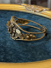 Load image into Gallery viewer, Vintage 1940s Brass Tone Floral Clamper Bracelet Faceted Amber Rhinestones
