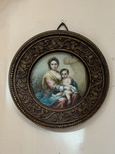 Load image into Gallery viewer, Vintage Florentine Round Wood Frame Murillo Art Litho Gypsy Madonna and Child
