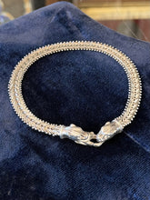 Load image into Gallery viewer, Vintage Milor Italy Sterling Silver Panther Head Chevron Riccio Chain Bracelet
