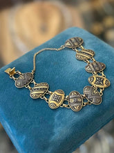 Load image into Gallery viewer, Vintage Midcentury Black &amp; Gold Tone Damascene Oval Panel Link Bracelet
