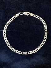 Load image into Gallery viewer, Vintage 925 Sterling Silver Textured Mariner Link Chain Bracelet 7.4"
