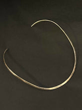 Load image into Gallery viewer, Vintage Solid Sterling Silver Modernist Collar Choker Necklace
