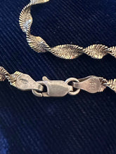 Load image into Gallery viewer, Vintage Italy Two Tone Sterling Silver Twisted Herringbone Chain Necklace 16"
