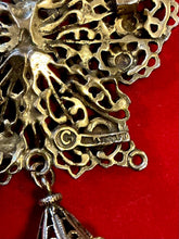 Load image into Gallery viewer, Vintage Midcentury Hollycraft Butterfly Fringe Double Strand Pendant Necklace
