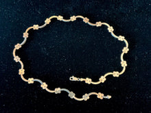 Load image into Gallery viewer, Vintage Sterling Silver Floral Daisy Satellite Collar Necklace 18.25"
