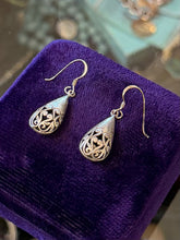 Load image into Gallery viewer, Vintage Sterling Silver Filigree Teardrop Dangle Drop Earrings Pierced
