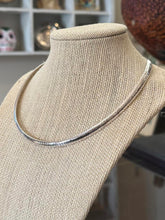 Load image into Gallery viewer, Vintage 1990s 925 ITALY Sterling Silver 6mm Omega Chain Necklace 16"

