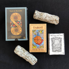 Load image into Gallery viewer, Tarot cards
