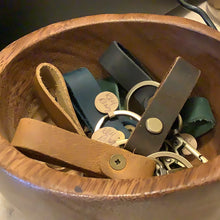 Load image into Gallery viewer, Leather Wallets &amp; Key Rings
